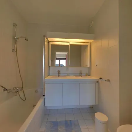 Castelli H, H3101 G Apartment